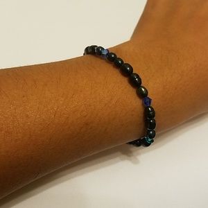 Blue freshwater pearl and crystal bracelet